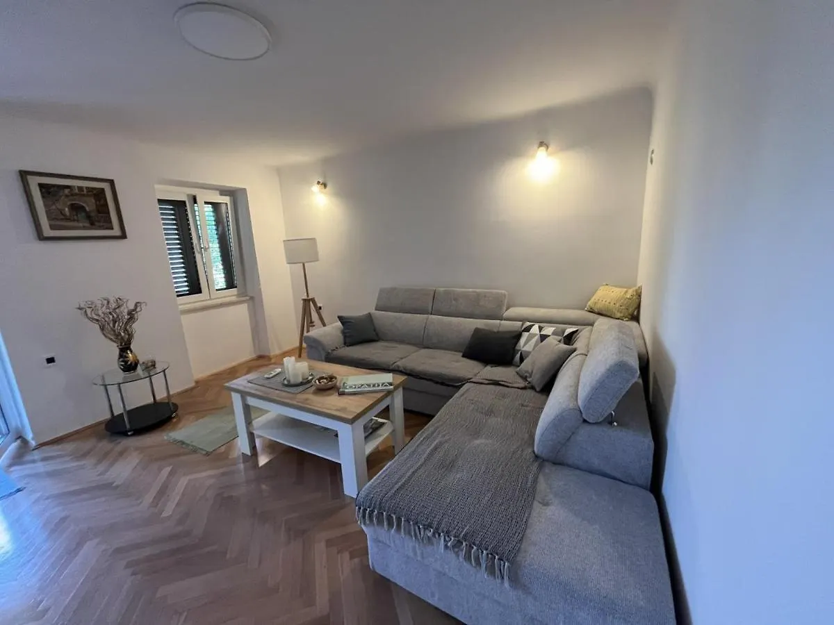 Apartment Hermes Lovran